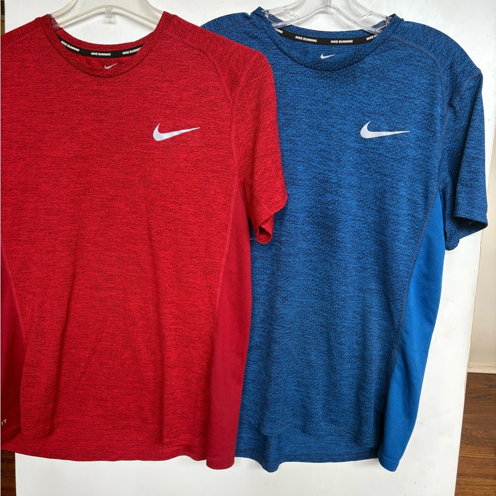 Nike Running (lot of 2) red and blue shirt